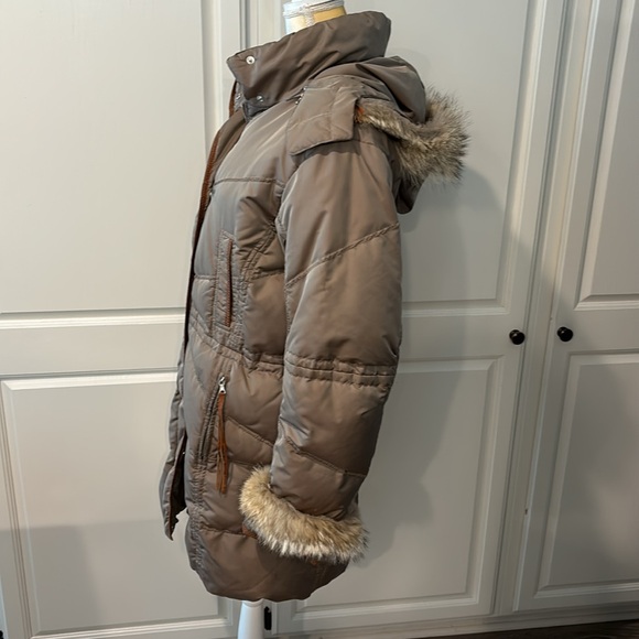 Bogner Women’s winter jacket - Picture 3 of 9